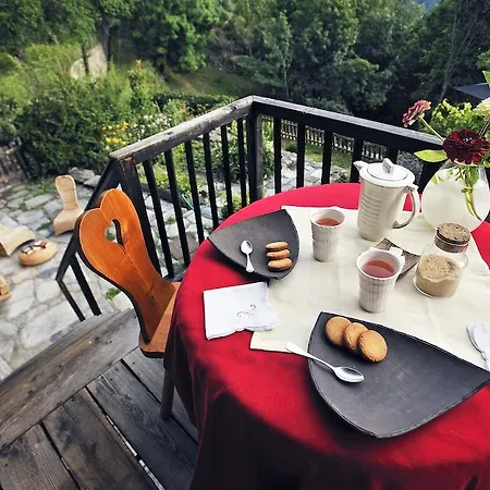 Bed and Breakfast Le Chalet Des Hameaux *